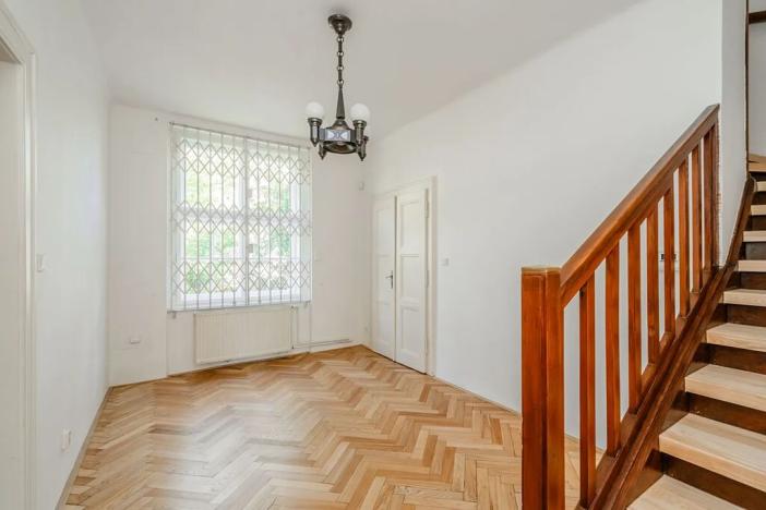 Pronájem vily, Praha - Střešovice, Cukrovarnická, 227 m2