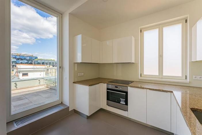 Pronájem bytu 3+1, Praha - Nové Město, Jungmannova, 116 m2