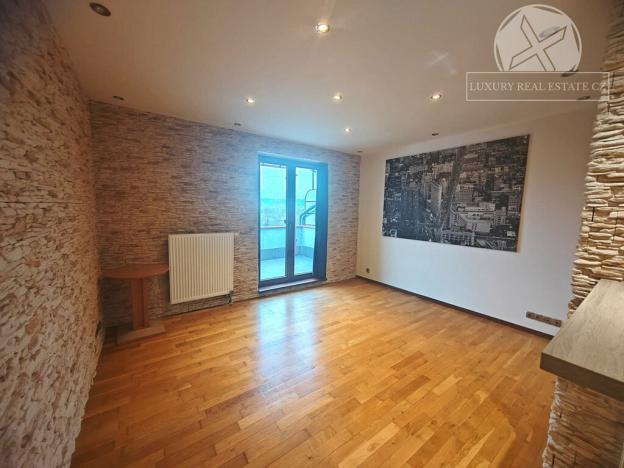 Pronájem bytu 1+kk, Praha - Podolí, Podolská, 36 m2