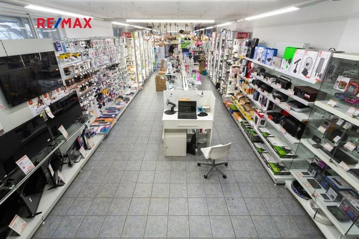 Pronájem obchodního prostoru, Praha - Strašnice, Starostrašnická, 501 m2