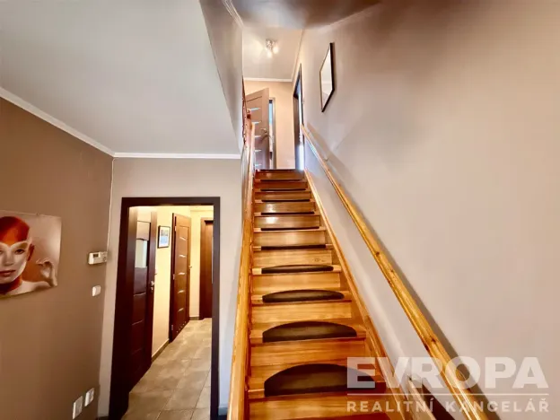 Prodej rodinného domu, Krnov, Pod Rozhlednou, 145 m2