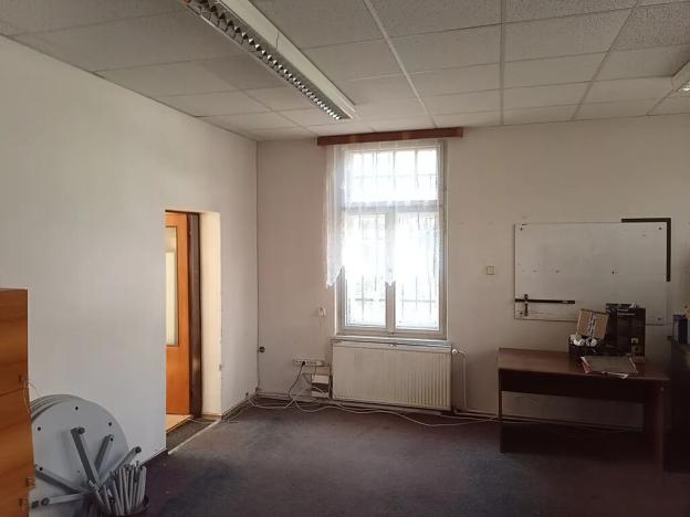 Prodej komerční nemovitosti, Jablonec nad Nisou, Vítězslava Nezvala, 680 m2