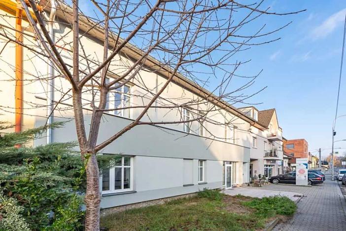 Pronájem obchodního prostoru, Zlín, Kvítková, 74 m2