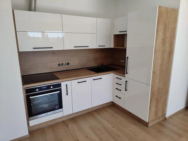 Pronájem bytu 2+kk, Klatovy, Cibulkova, 57 m2