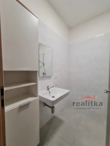 Pronájem bytu 2+kk, Opava - Předměstí, Husova, 47 m2