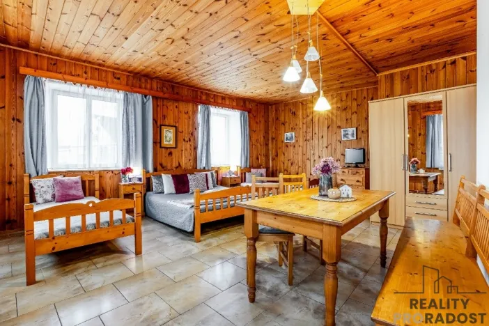 Prodej ubytování, Chlum u Třeboně, Hejtmanská hráz, 1200 m2