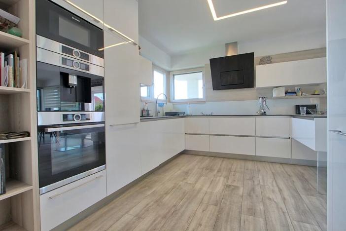 Pronájem rodinného domu, Sulice, Osiková, 260 m2