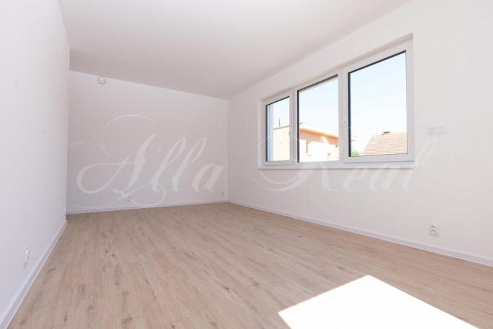 Prodej bytu 4+kk, Ostopovice, B. Němcové, 170 m2