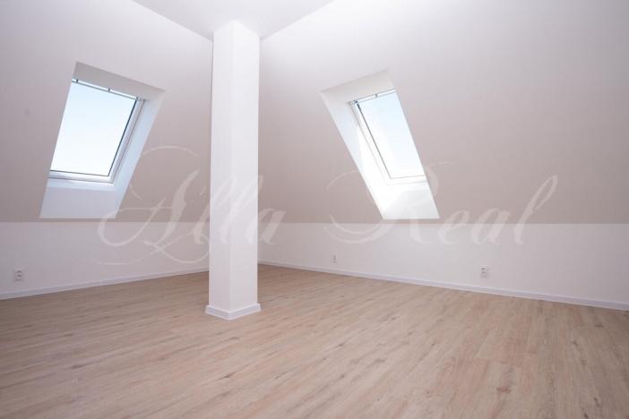 Prodej bytu 4+kk, Ostopovice, B. Němcové, 170 m2