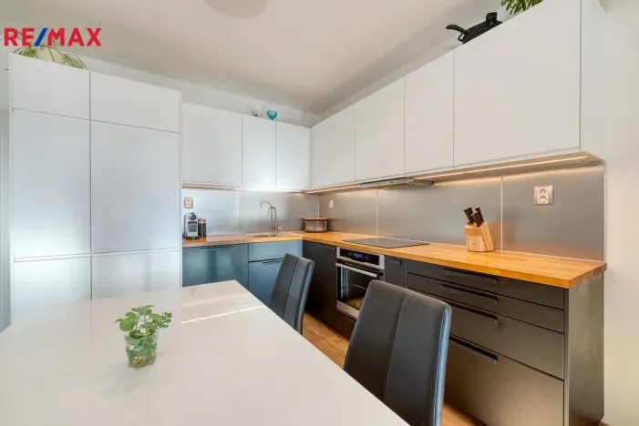 Prodej bytu 3+kk, Praha - Modřany, Zlochova, 89 m2