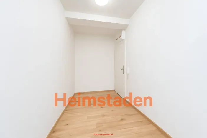 Pronájem bytu 2+kk, Ostrava - Poruba, náměstí Boženy Němcové, 52 m2