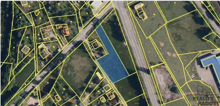 Prodej komerčního pozemku, Bystřice, 2331 m2