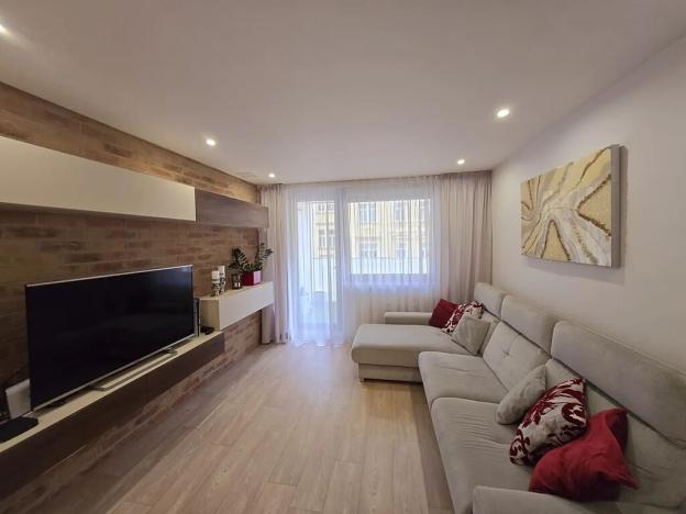 Pronájem bytu 3+kk, Praha - Žižkov, Lupáčova, 78 m2