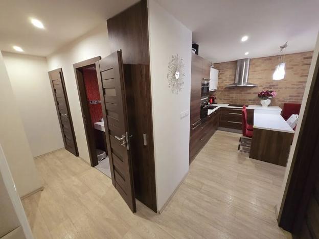 Pronájem bytu 3+kk, Praha - Žižkov, Lupáčova, 78 m2