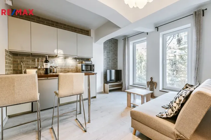 Prodej bytu 1+kk, Praha - Holešovice, Jankovcova, 33 m2