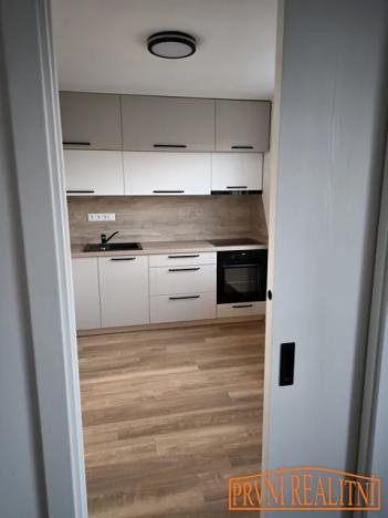 Pronájem bytu 1+1, Uherský Brod, Na Dlouhých, 28 m2