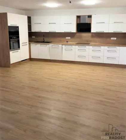 Pronájem bytu 2+kk, Smečno, Třebichovická, 80 m2