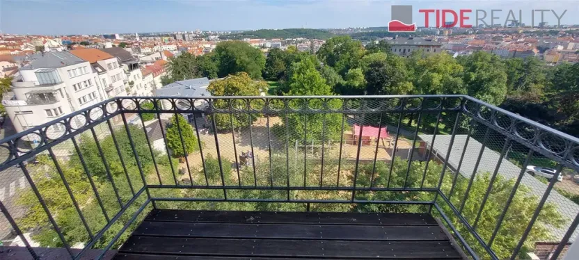 Pronájem bytu 4+kk, Praha, U Havlíčkových sadů, 100 m2