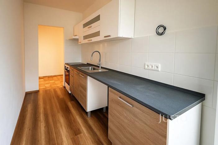 Pronájem bytu 2+1, Děčín, Na Vyhlídce, 63 m2