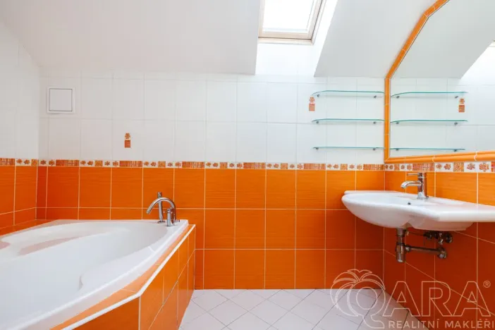 Prodej rodinného domu, Semily, Koštofranská, 250 m2