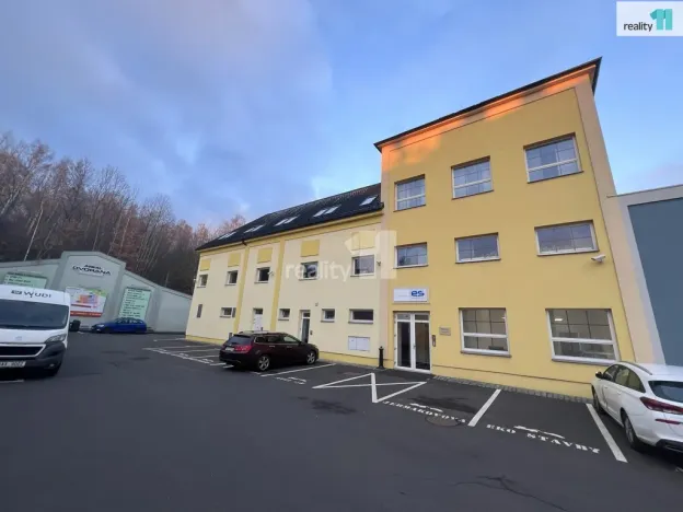 Pronájem obchodního prostoru, Karlovy Vary - Dvory, Chebská, 47 m2