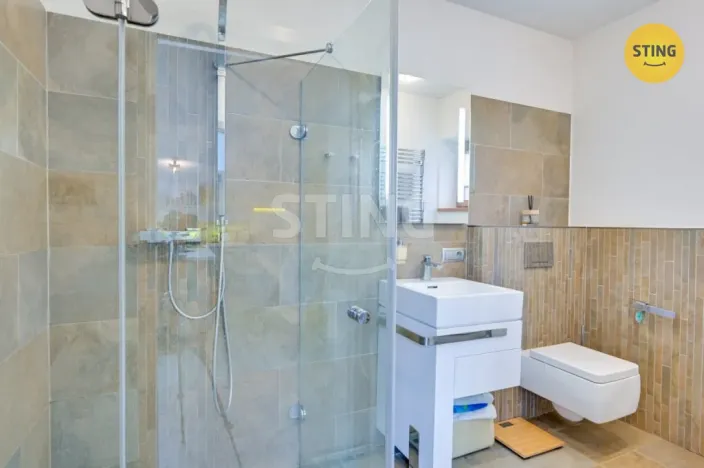 Prodej obchodního prostoru, Kroměříž, 1. máje, 102 m2