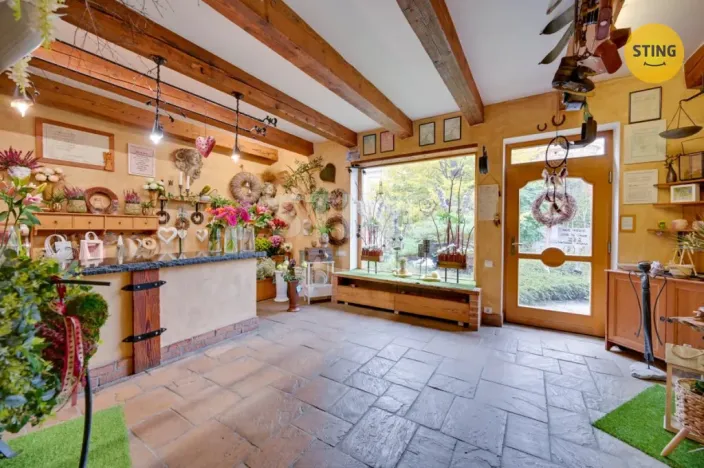 Prodej obchodního prostoru, Kroměříž, 1. máje, 102 m2