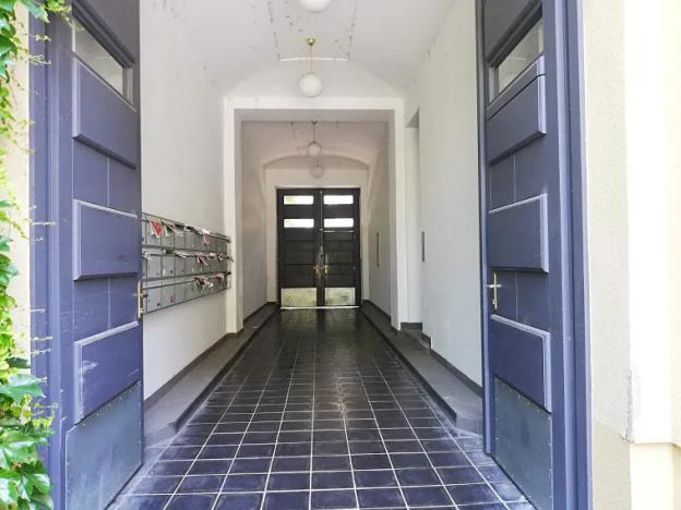 Pronájem bytu 2+kk, Praha - Holešovice, Na Maninách, 46 m2