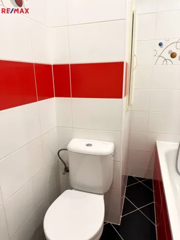 Pronájem bytu 1+kk, Karlovy Vary - Bohatice, Kpt. Nálepky, 20 m2