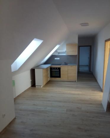 Pronájem bytu 1+1, Blatná, 55 m2