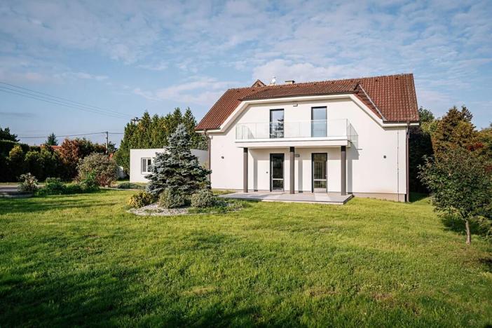 Prodej rodinného domu, Dolní Břežany, U Lesa, 150 m2