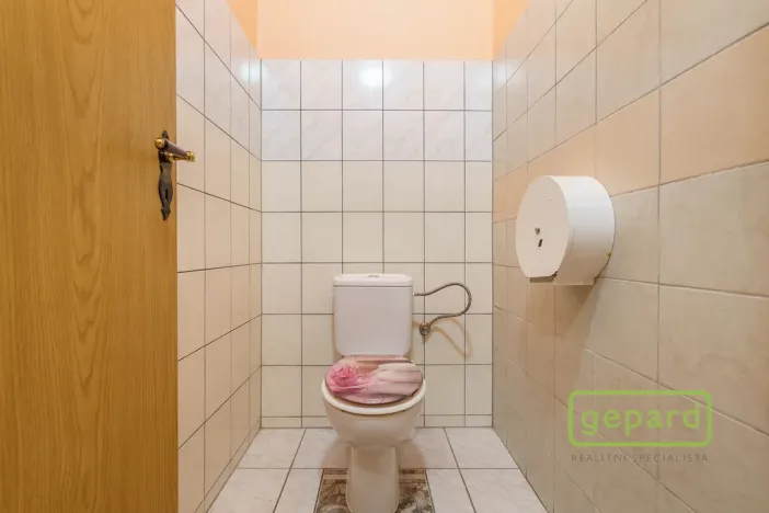 Prodej ordinace, Karlovy Vary, Rohová, 120 m2