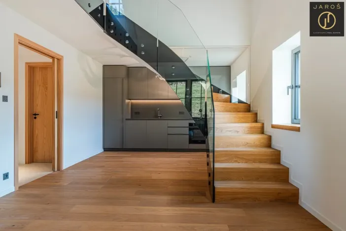 Prodej bytu 3+kk, Strážné, 80 m2