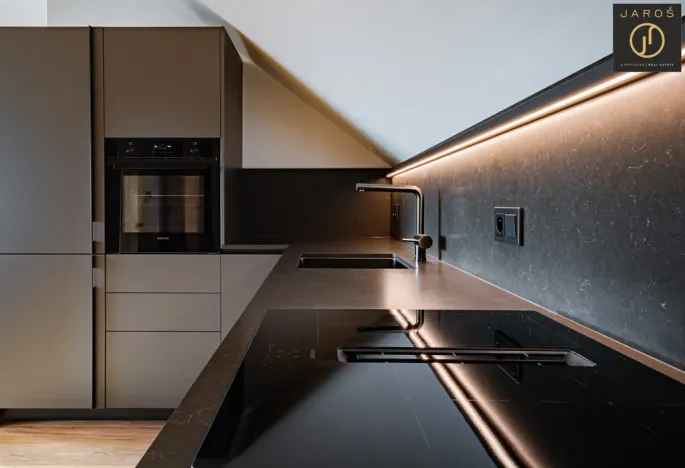 Prodej bytu 3+kk, Strážné, 94 m2