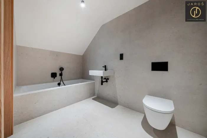 Prodej bytu 3+kk, Strážné, 94 m2