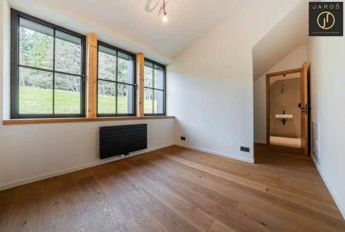 Prodej bytu 3+kk, Strážné, 94 m2