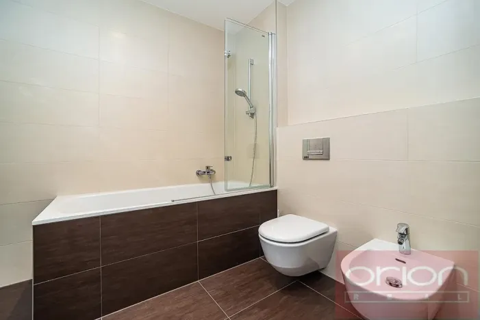 Pronájem bytu 3+kk, Praha - Smíchov, Pod Děvínem, 96 m2