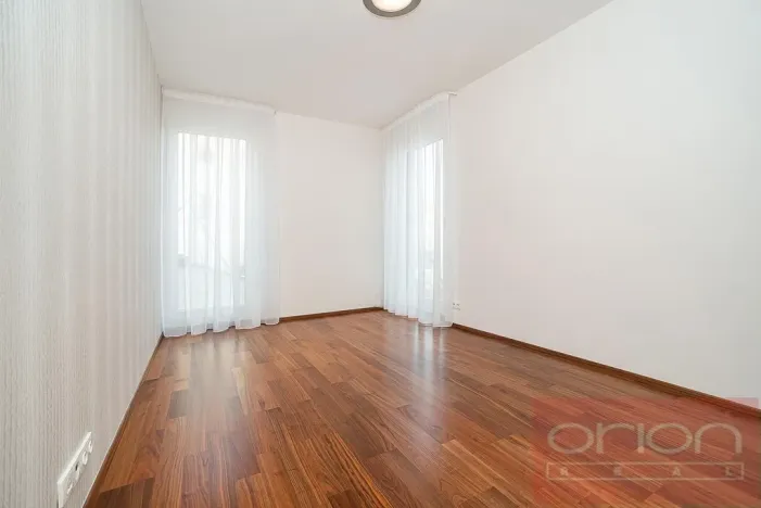 Pronájem bytu 3+kk, Praha - Smíchov, Pod Děvínem, 96 m2
