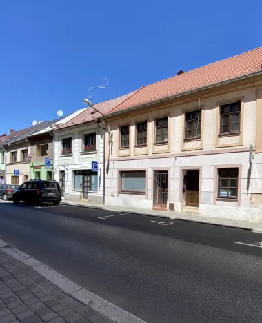 Pronájem atypického bytu, Česká Lípa, Žižkova, 50 m2