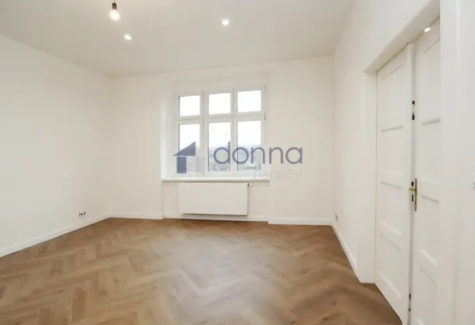 Pronájem bytu 3+kk, Praha, Sokolovská, 95 m2