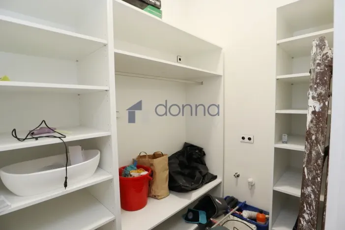 Pronájem bytu 3+kk, Praha, Sokolovská, 95 m2