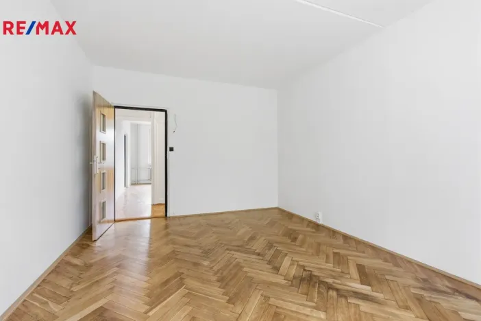 Prodej bytu 3+1, Karlovy Vary - Drahovice, Vítězná, 86 m2