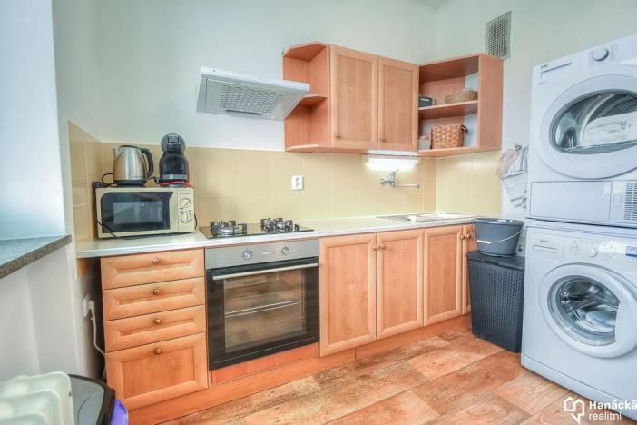 Pronájem bytu 2+1, Olomouc, Kaštanová, 64 m2