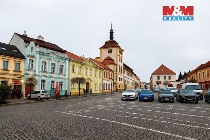 Pronájem restaurace, Jílové u Prahy, Masarykovo náměstí, 68 m2