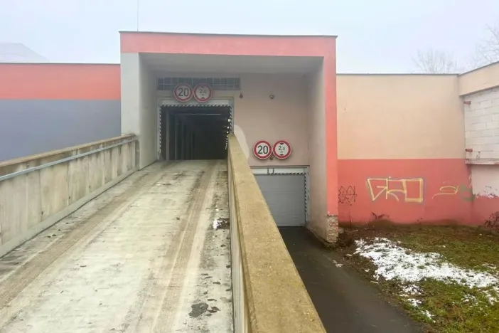 Prodej garáže, Kladno - Kročehlavy, Americká, 17 m2