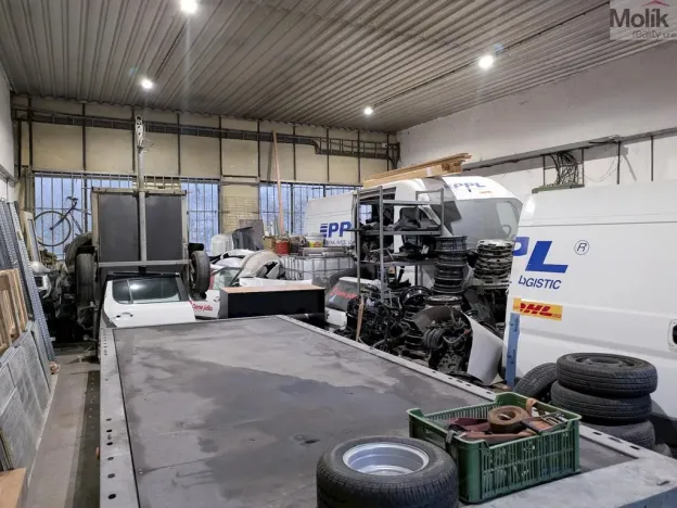 Pronájem garážového stání, Teplice, Novosedlická, 107 m2