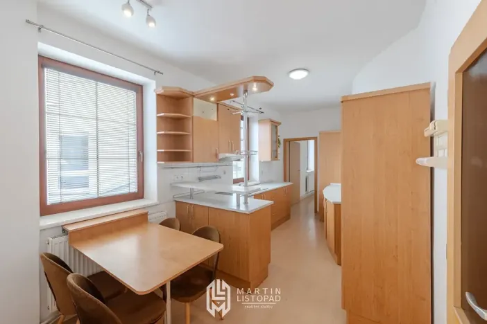 Prodej bytu 2+1, Olomouc, tř. Svornosti, 57 m2