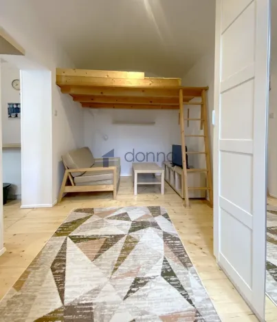 Pronájem bytu 1+1, Praha, Záběhlická, 25 m2