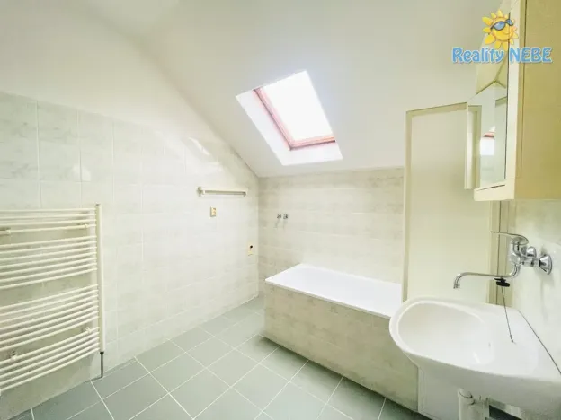 Pronájem bytu 3+1, Praha, Vodnická, 71 m2