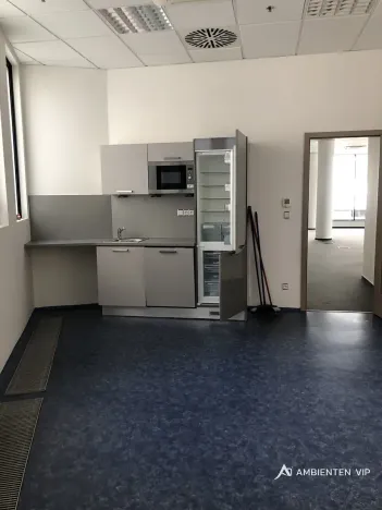 Pronájem kanceláře, Brno, Orlí, 302 m2
